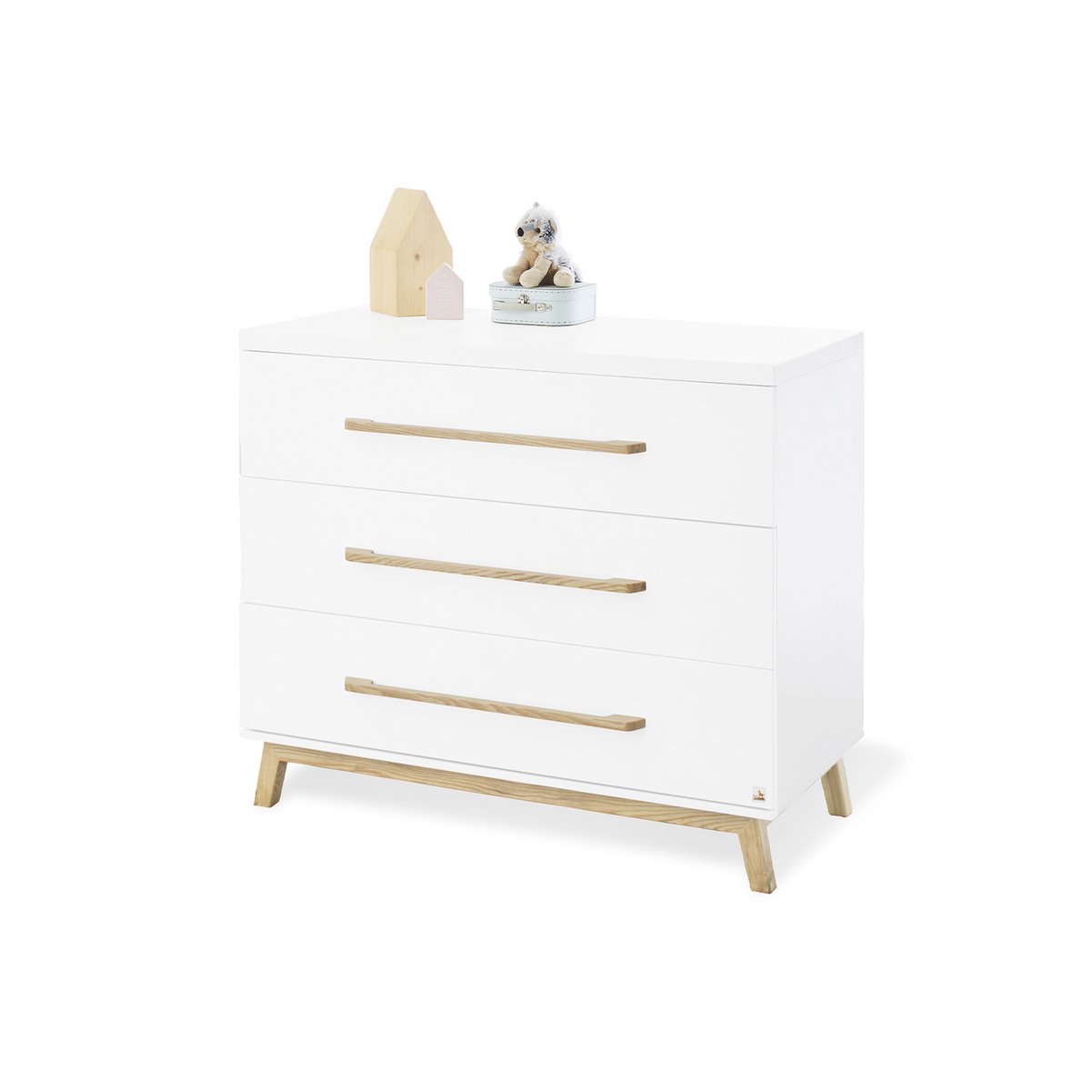 Startset 'Riva' breed, incl. wandplank
3 delen: ledikant, brede commode, wandplank