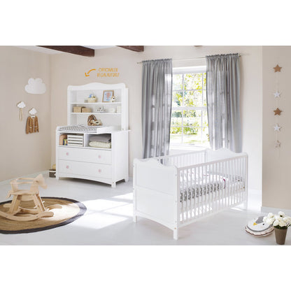 Startset 'Florentina' extra breed, incl. extra brede kast
3 delen: ledikant, extra brede commode incl. Extra brede kast