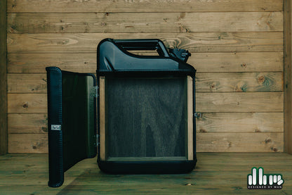 Jerrycan Kast Basic Zwart - Stijlvol en Functioneel - Industrieel Design - Opbergruimte voor Diverse Items