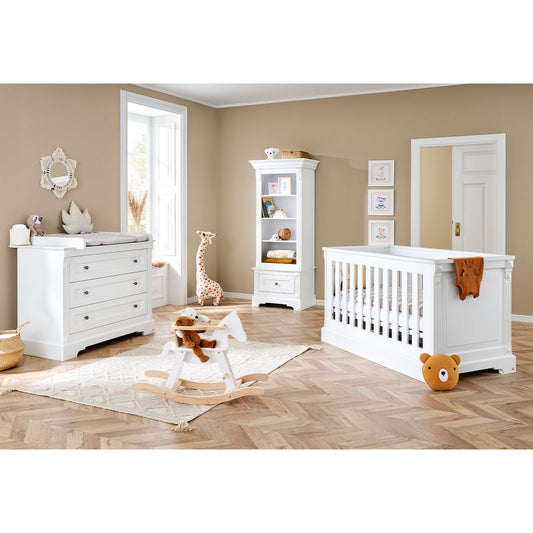 Startset 'Emilia' breed
2 delen: ledikant, brede commode