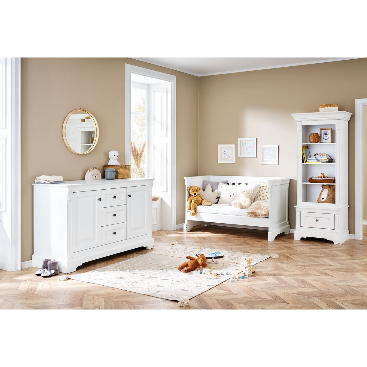 Startset 'Emilia' extra breed
2 delen: ledikant, extra brede commode