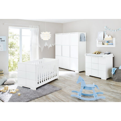 Kinderkamer 'Polar' breed groot3 onderdelen: ledikantbed, breed commode, grote kledingkast